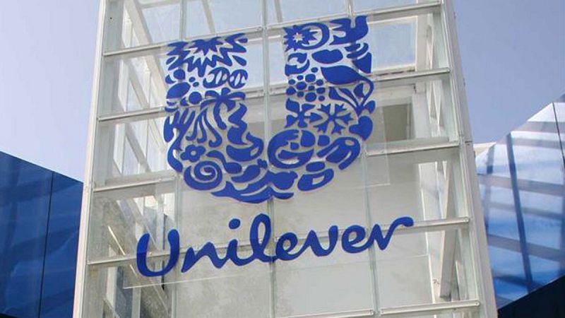 Unilever amenaza con retirar su publicidad de plataformas como Facebook y Twitter si no combaten las noticias falsas