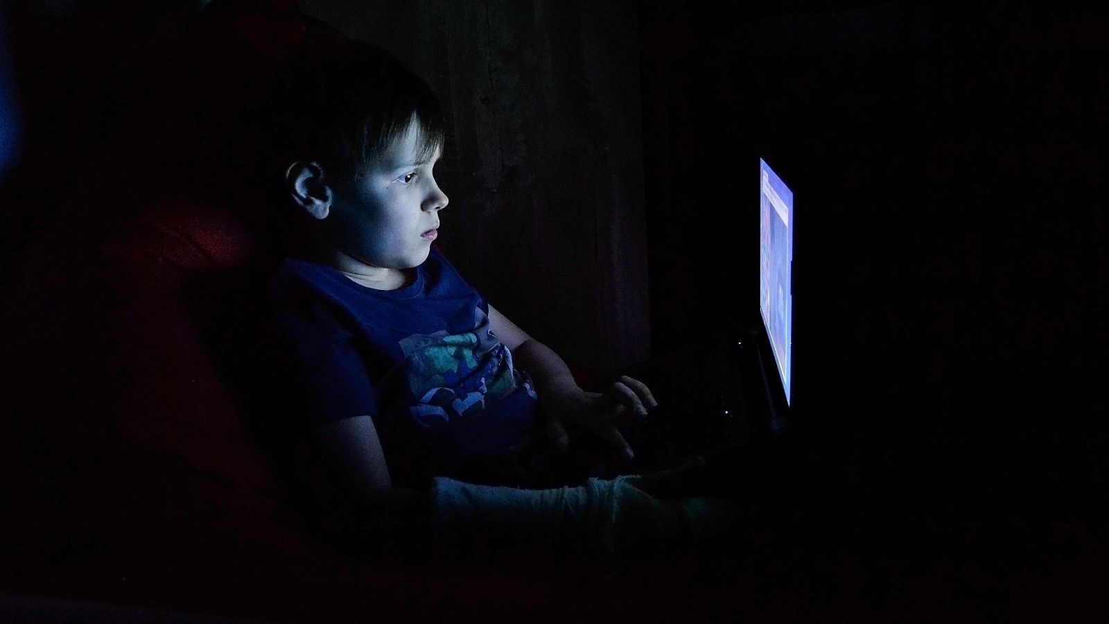 El avance de la tecnología favorece el acceso de los menores a la pornografía | Ver