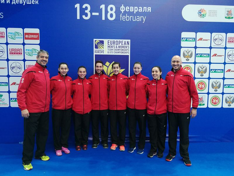 España, con Carolina Marín, no da opción a Hungría en el debut en los Europeos