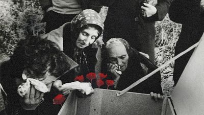 'A flor de tierra', un documental sobre las exhumaciones tempranas