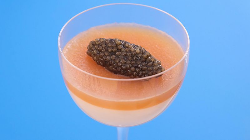 Receta de coliflor con consom, gelatina ibrica y caviar de MasterChef Celebrity 10