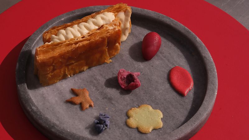 Receta de milhojas con frutas, flores y aromticas de MasterChef Celebrity 10