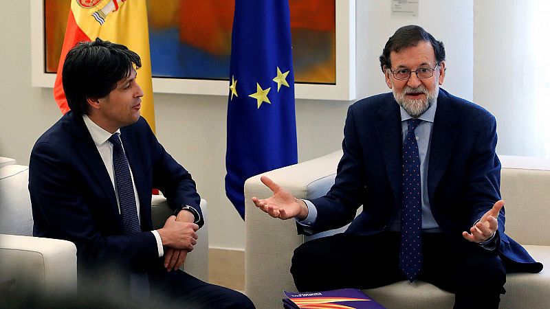 El Gobierno estudia incluir una casilla para elegir castellano como lengua vehicular en Cataluña el próximo curso