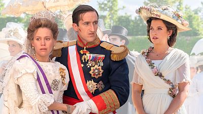 Razones por las que tienes que ver 'Ena', la serie sobre los reyes de 'La Promesa'