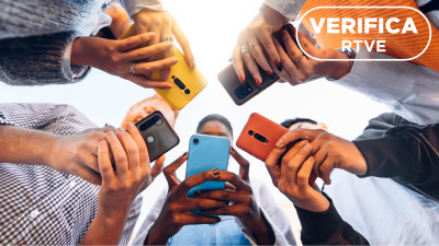 Salir de "la burbuja del algoritmo": las claves para que los jvenes detecten los bulos