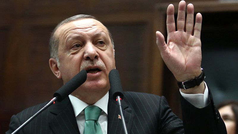 Turquía condena a cadena perpetua a tres periodistas y desata las críticas de la ONU y la OSCE