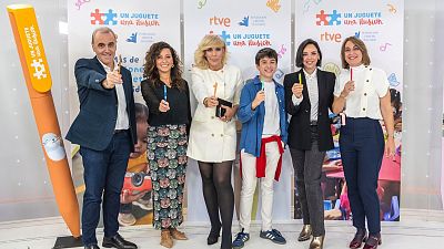 Nueva edicin de 'Un Juguete, Una Ilusin' de RTVE y la Fundacin Crecer Jugando con el lema 'Forma parte del juego'