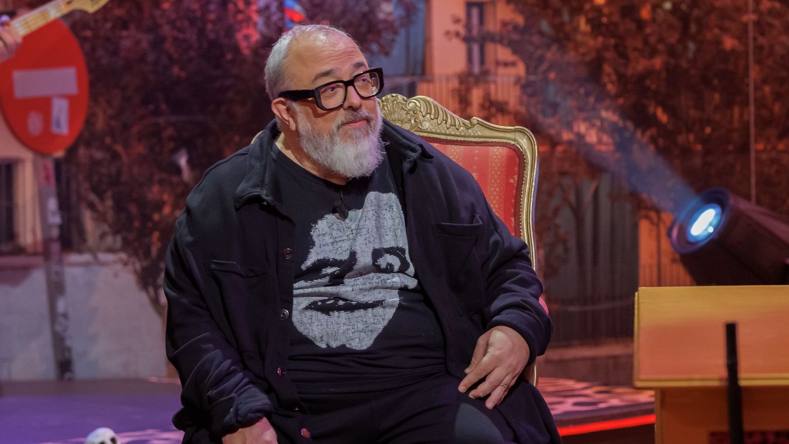 Álex de la Iglesia: "Hacemos juguetes para que los demás se diviertan" | Ver