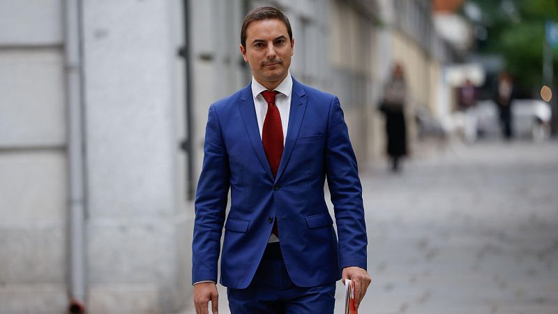 Lobato y Sánchez Acera desvinculan a Moncloa y a la Fiscalía de la filtración de los mails del novio de Ayuso