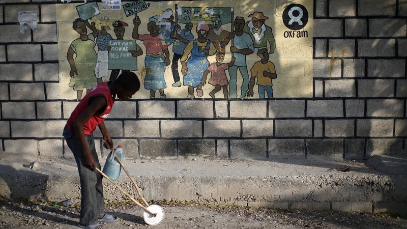 Tres sospechosos en el escándalo sexual de Oxfam en Haití amenazaron físicamente a un testigo