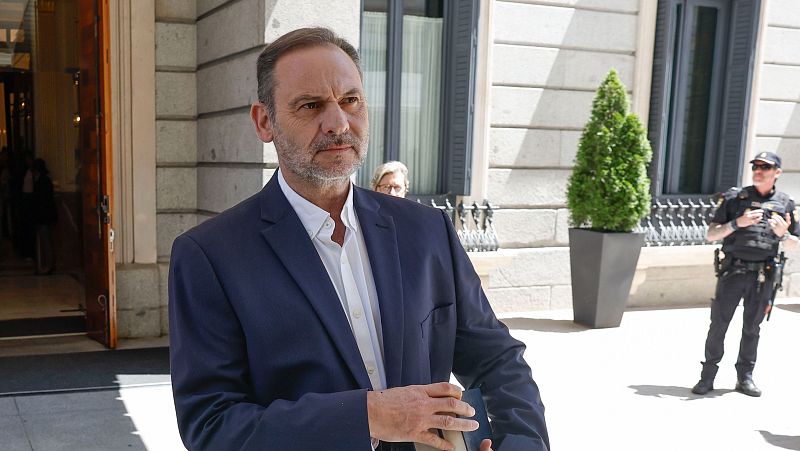 La Audiencia Nacional investigará los pagos en metálico del PSOE a Ábalos y Koldo tras la petición del Supremo