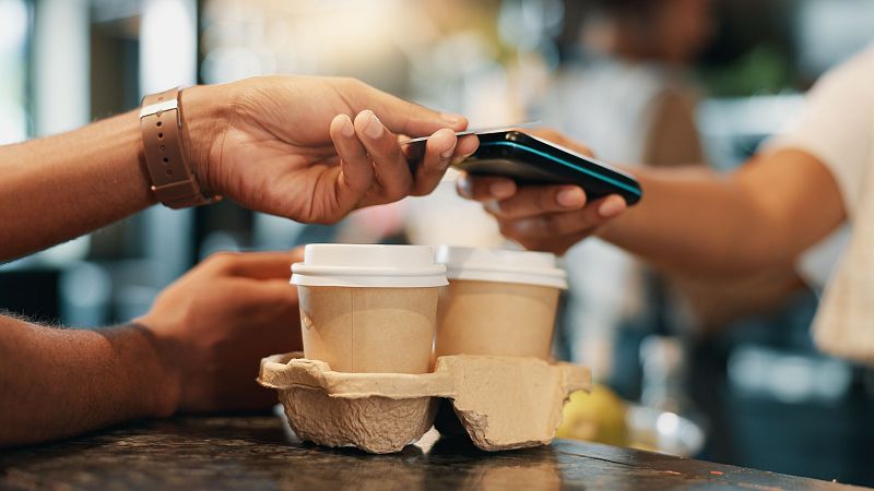 Los 'gastos hormiga' o cómo el goteo de compras no planificadas hace mella en el bolsillo de los españoles
