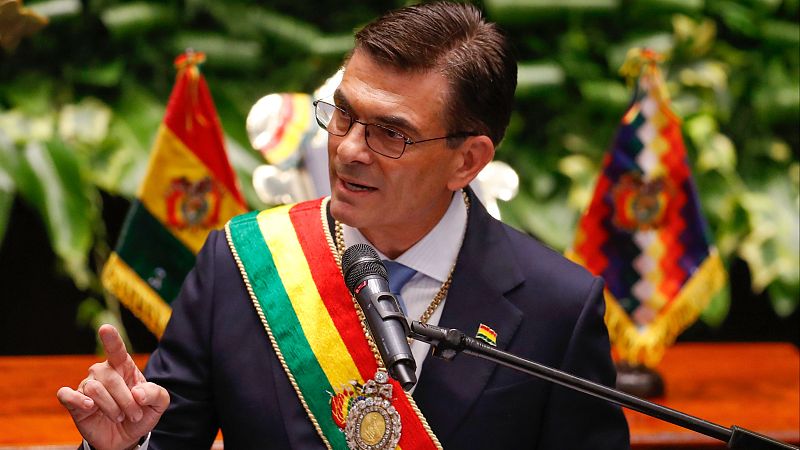Rodrigo Paz Pereira, investido presidente de Bolivia: "El país que recibimos está devastado"