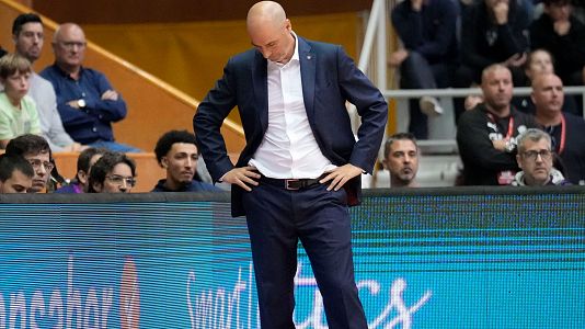 FC Barcelona destituye a Joan Pearroya