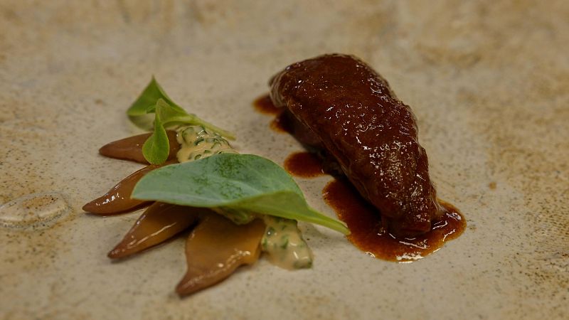 Receta de pitu guisado con crestas y escabeche de MasterChef Celebrity 10