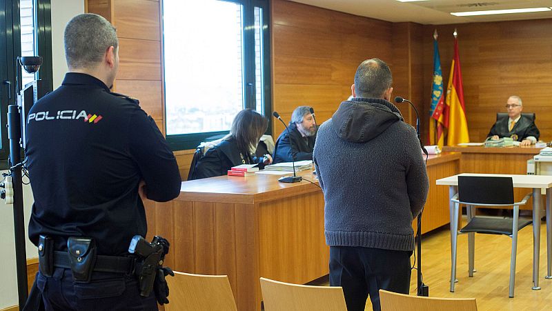 Condenado un hombre a 70 años de cárcel por asesinar a su pareja e intentar matar a dos hijos menores