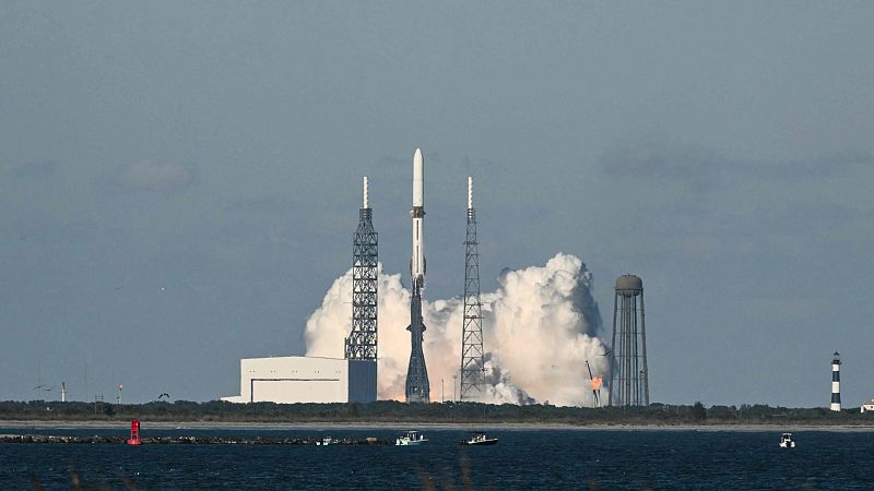 Blue Origin, de Jeff Bezos, captura con éxito su cohete New Glenn y empata en la carrera espacial con Elon Musk