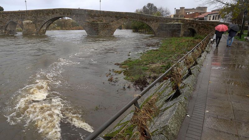 Ávila y Cáceres rebajan la alerta por lluvias a amarilla tras mandar el mensaje Es-Alert por la borrasca Claudia