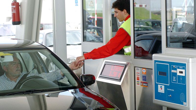 Fomento inicia el rescate de las autopistas quebradas al asumir la gestión de la radial R-4 Madrid-Ocaña