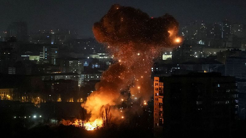 Guerra Ucrania - Rusia, resumen del 15 de noviembre de 2025 | Las fuerzas ucranianas cortan la va logstica de las tropas rusas a las afueras de Pokrovsk