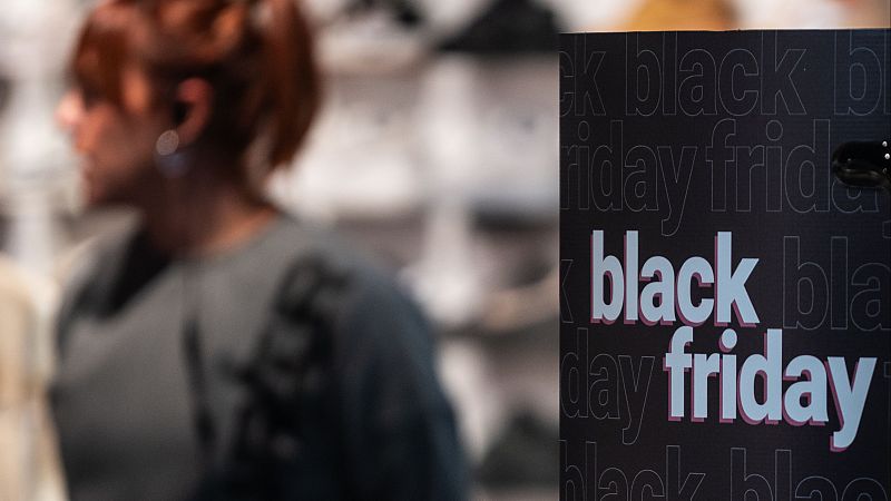 Consumo lanza una campaña para ampliar la vigilancia de posibles rebajas engañosas en 'Black Friday' y 'Cyber Monday'