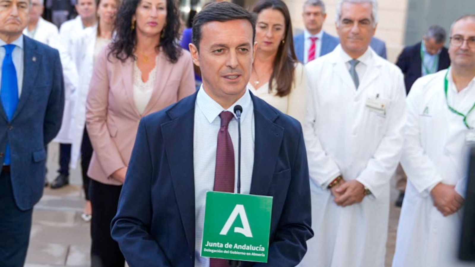 Detenidos el presidente y vicepresidente provinciales de Almería por presuntas concesiones irregulares - La hora de La 1 | Ver