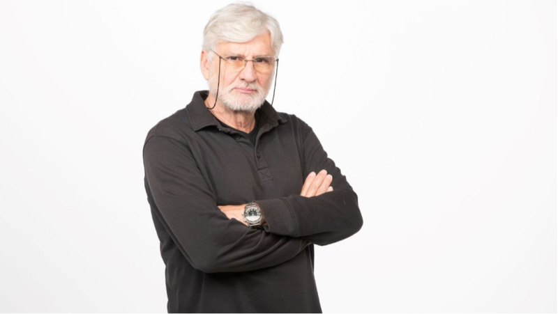 El periodista de RNE Fran Sevilla recibe el premio Francisco Cerecedo