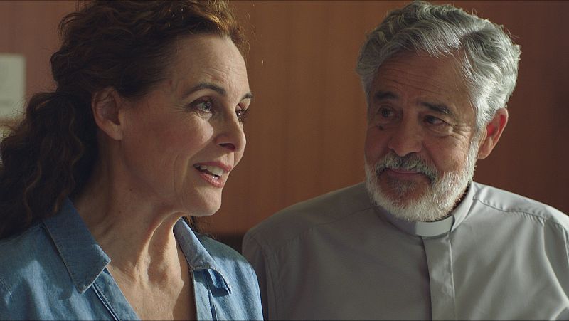 Carlos Iglesias estrena 'La bala': "No entiendo que aún no hayamos recuperado todos los cuerpos de las cunetas"