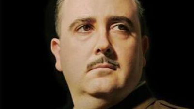 Carlos Areces, caracterizado como Franco.