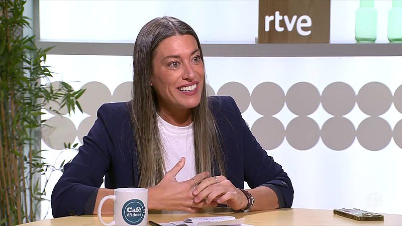 Míriam Nogueras: "No estamos negociando absolutamente nada con PSOE y Sumar"