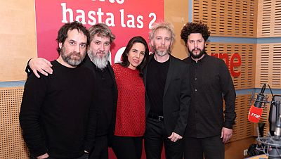 Abierto hasta las 2 - Reflexiones de Elefantes en 'La primera luz del día' - 25/02/18 - escuchar ahora