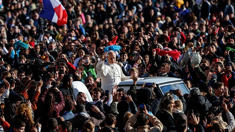 León XIV inicia su primer viaje internacional a Turquía y Líbano, destino que dejó pendiente el papa Francisco