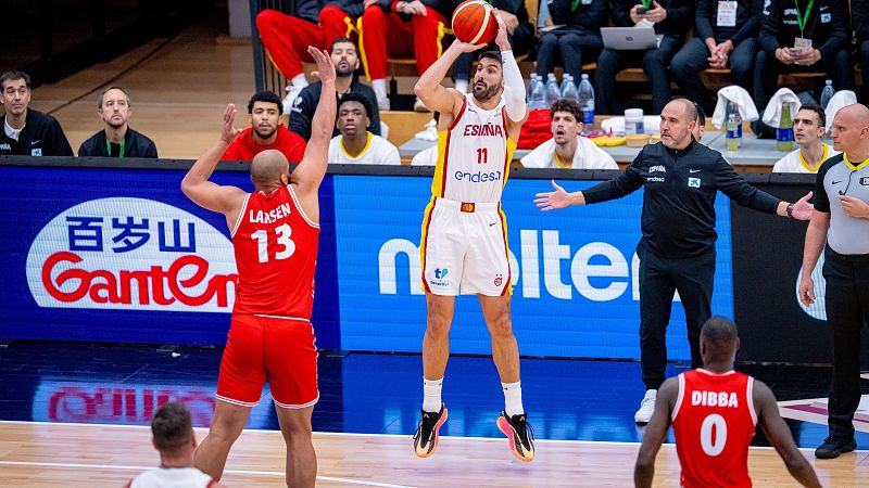 Arranca la era Chus Mateo en la selecci�n de baloncesto con una victoria en Dinamarca en su camino hacia el Mundial