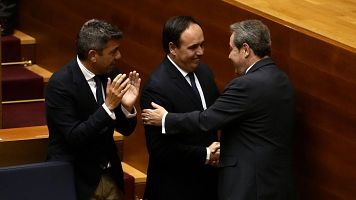 El candidato del PP, Juanfran Prez Llorca, durante su intervencin en el pleno para investirlo como nuevo president de la Generalitat