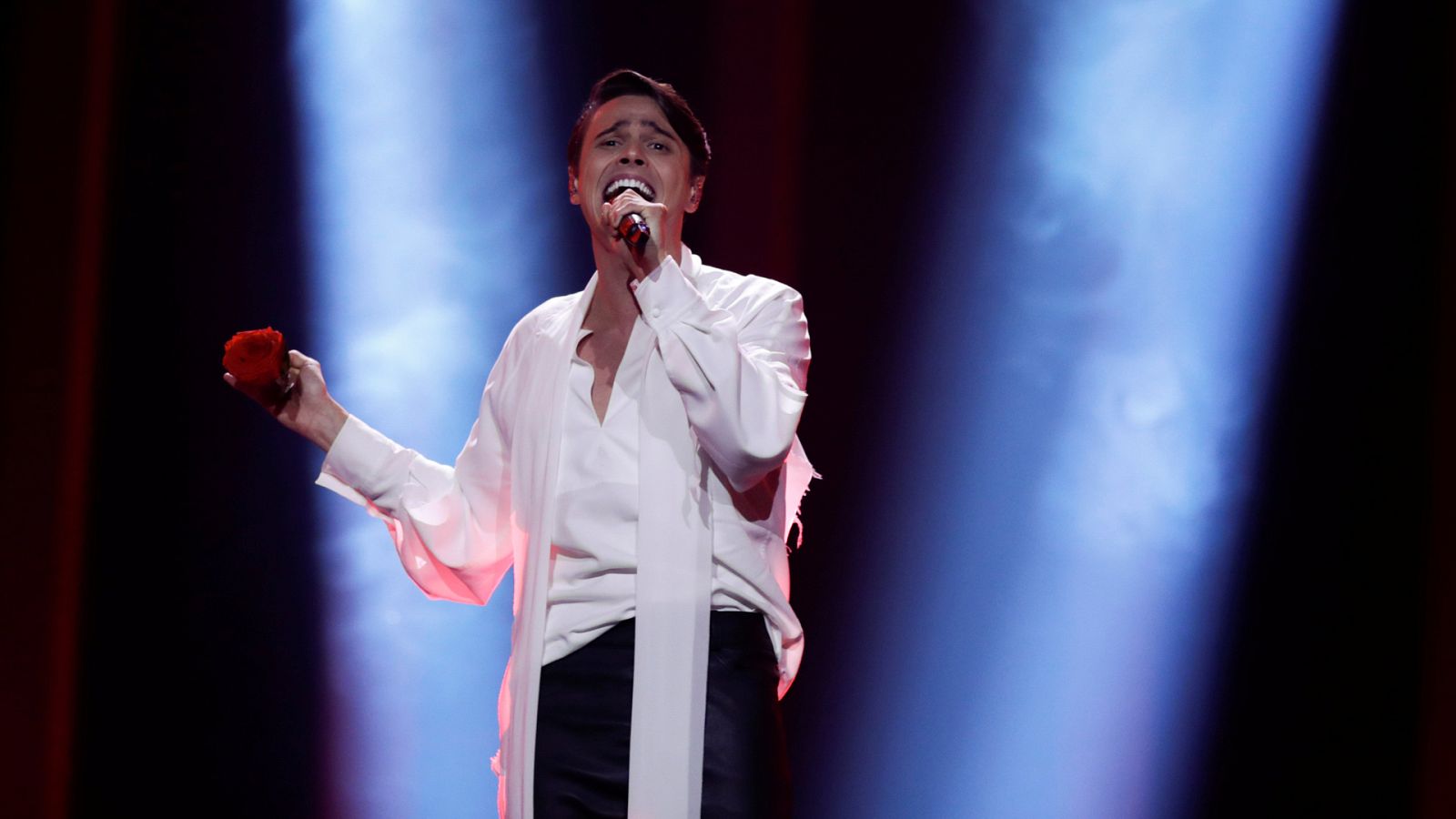 Eurovisión - Bielorrusia: Alekseev canta "Forever" en la primera semifinal de Eurovisión 2018