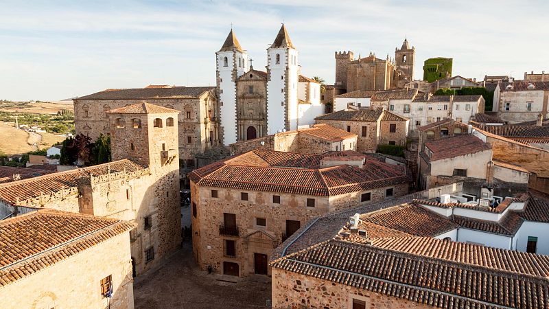 Extremadura, una comunidad rural y de emigrantes a la cola en empleo y lastrada por las infraestructuras