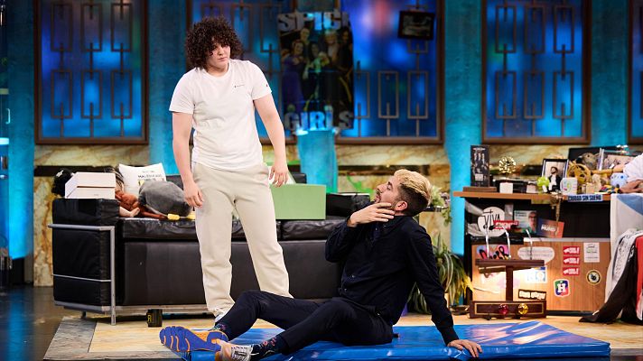 David Broncano y la luchadora Merche Garca en La Revuelta 27/11/25