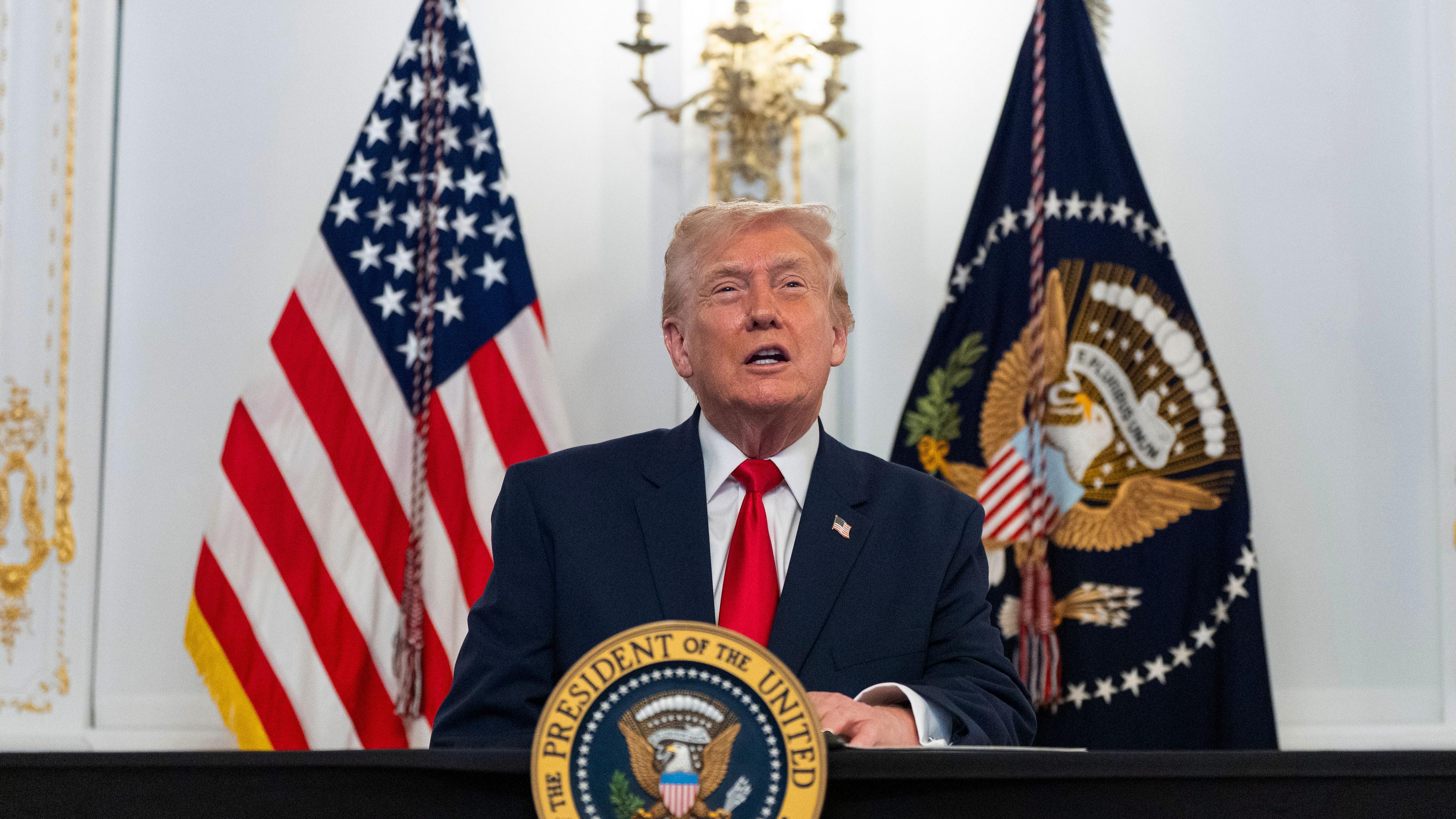 Gobierno de Trump suspende a Microsoft de programa migratorio por presuntas irregularidades