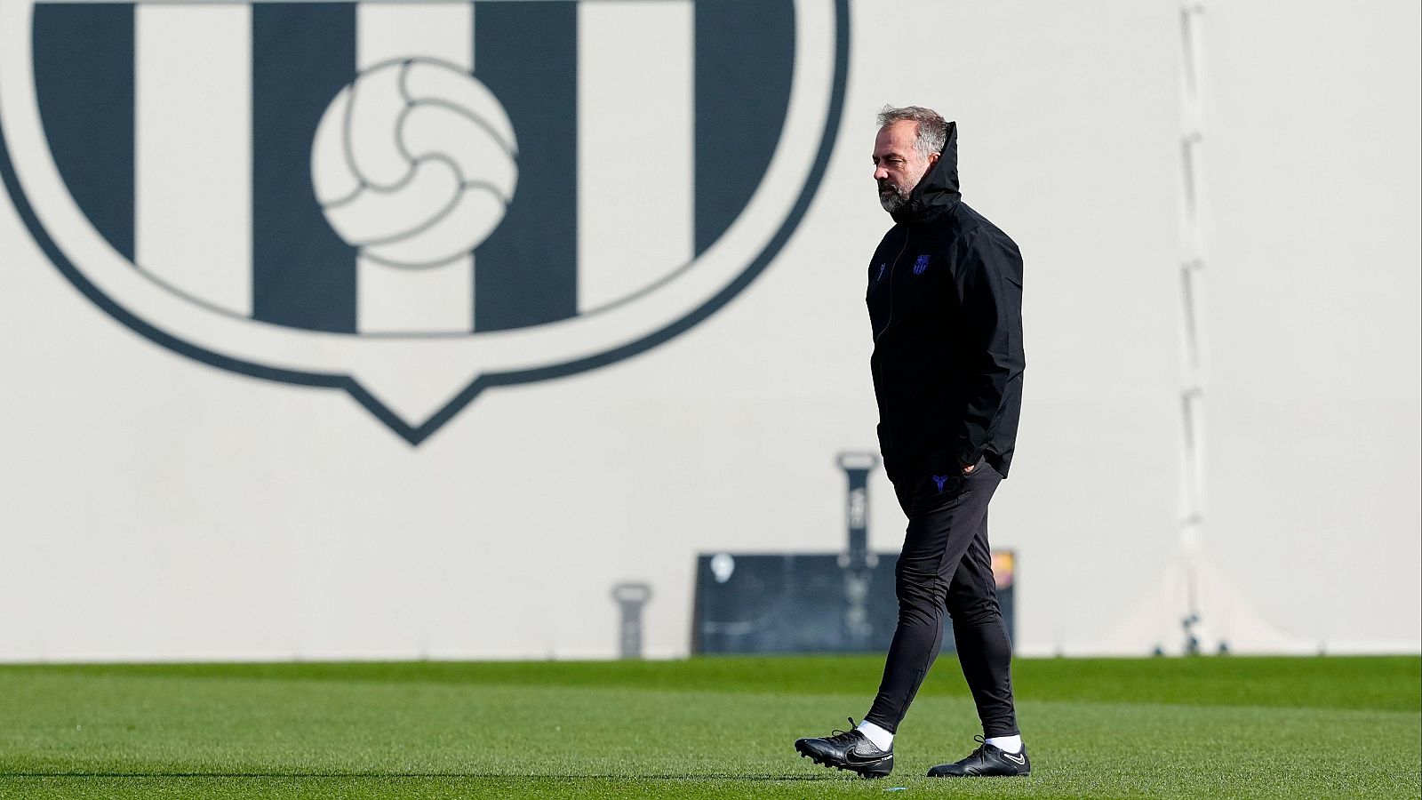 Flick: "Ahora le toca a Lamine dar un paso adelante" - Fútbol | Ver