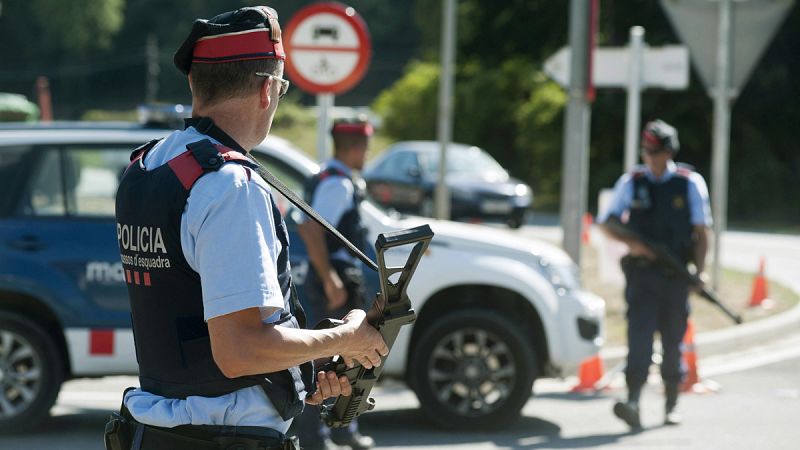 Imputado y encarcelado uno de los detenidos en Francia por los atentados en Catalua