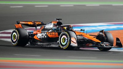 Piastri se reivindica con la pole en la sprint de Catar, con Norris por delante de Verstappen y Alonso, cuarto