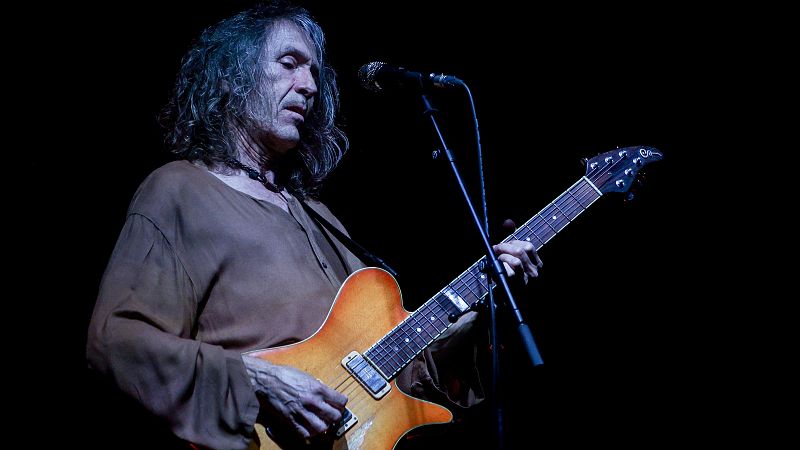 Muere Robe Iniesta, el alma de Extremoduro, a los 63 años