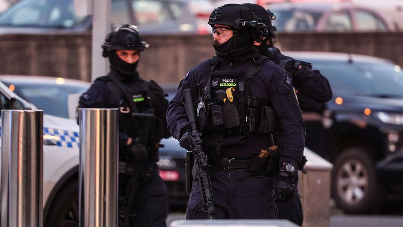 Al menos 12 muertos en un ataque terrorista contra una celebración judía en una playa de Sídney