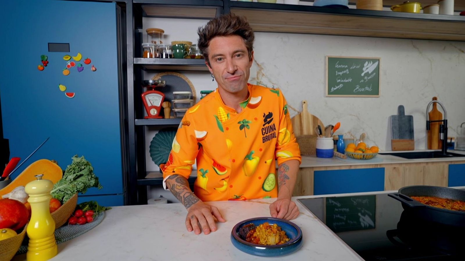 El Chef Bosquet prepara una recepta tradicional d'arr�s al forn amb costella