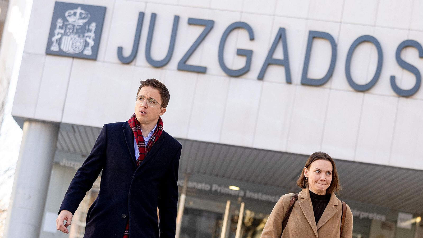 La Fiscalía no acusará a Iñigo Errejón por agresión sexual a Elisa Mouliaá - Informativo 24h | Ver