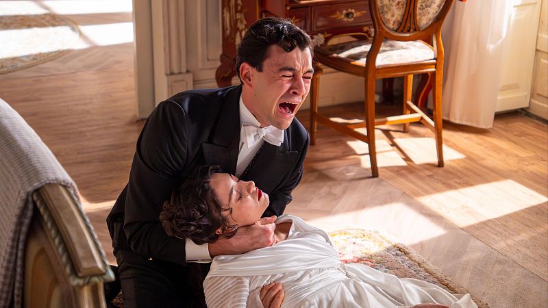 Avance semanal de 'La Promesa' del 22 al 26 de diciembre: �ngela se despide de Curro y aparece inconsciente