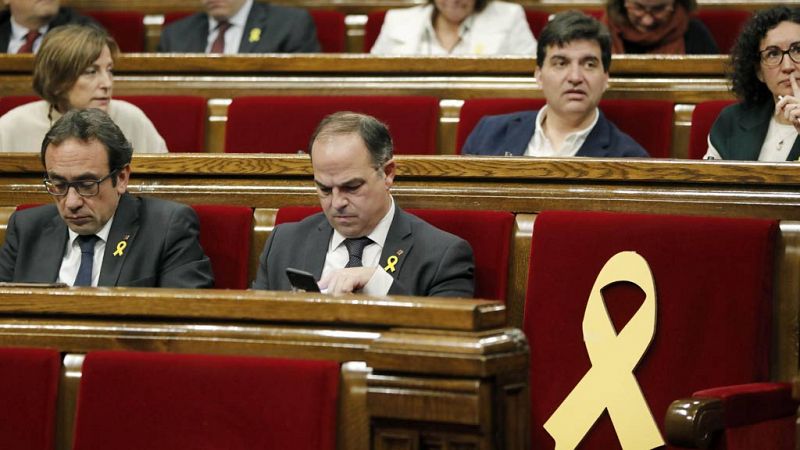 El Parlament "legitima" a Puigdemont y reivindica la república y el referéndum del 1-O sin "reafirmar" la DUI