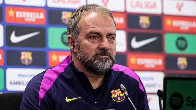 Hansi Flick confirma la ausencia de Pedri ante el Villarreal por "una lesi�n en los isquiotibiales"