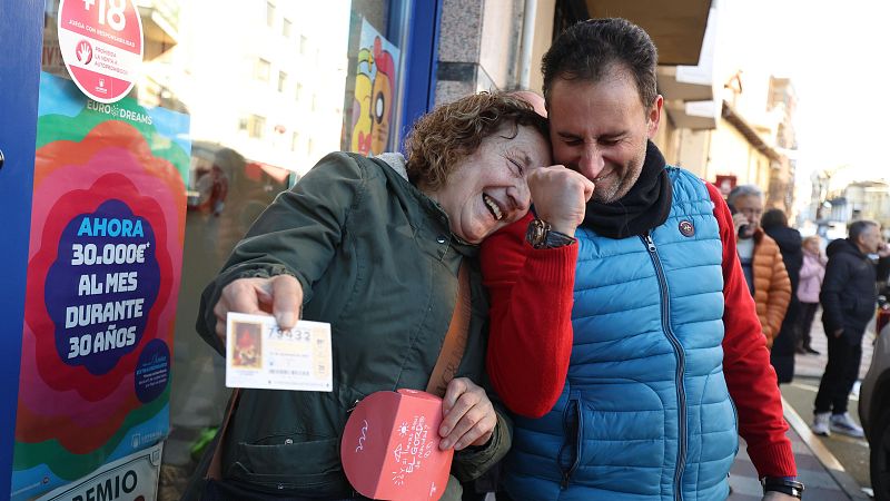 El Gordo da un "empujón" a La Bañeza en un año marcado por los incendios y el cierre de la azucarera