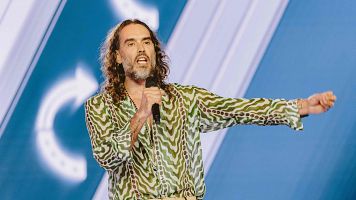 Russell Brand durante una de sus actuaciones